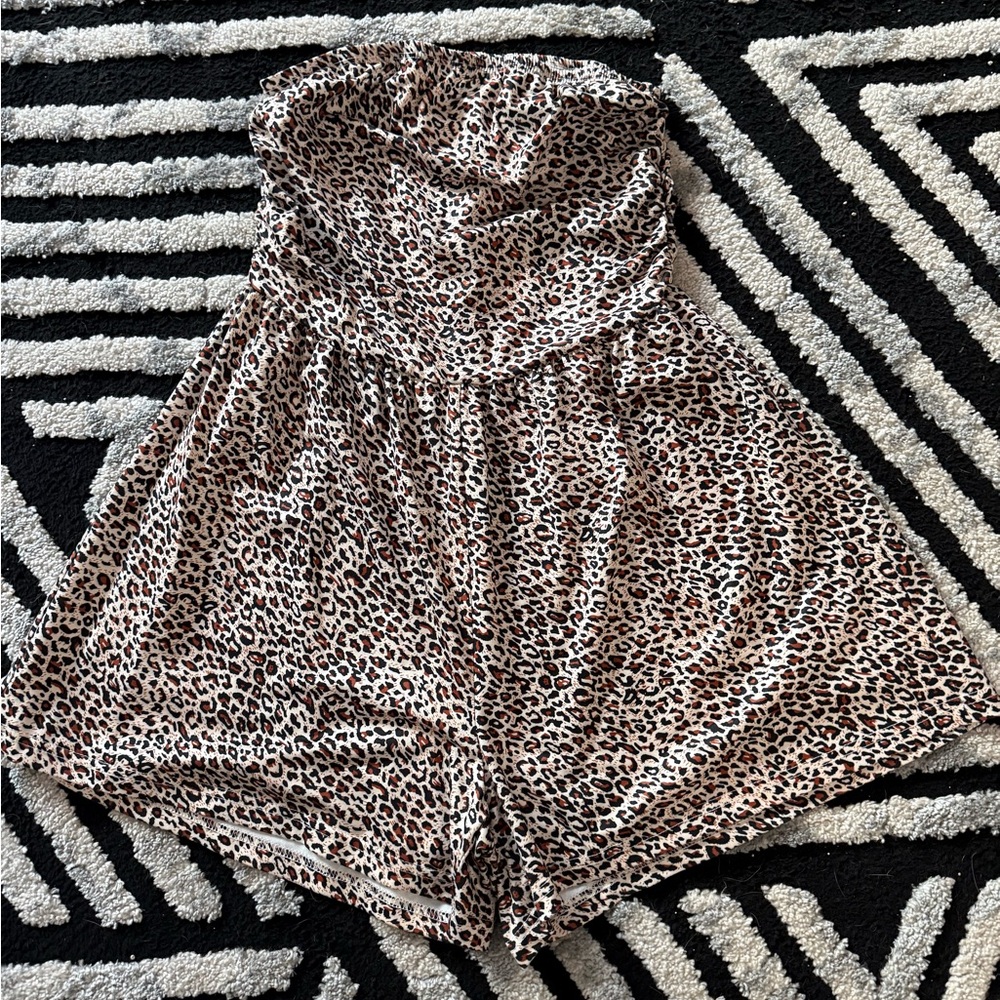 Strapless Leopard Print Romper - Neutral Tones - SUPER COZY